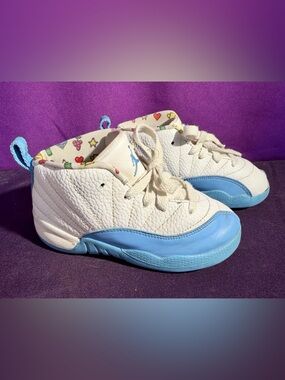 Air Jordan 12 XII Emoji Sneakers Youth Size 10C White Blue DQ4367-114 Toddler